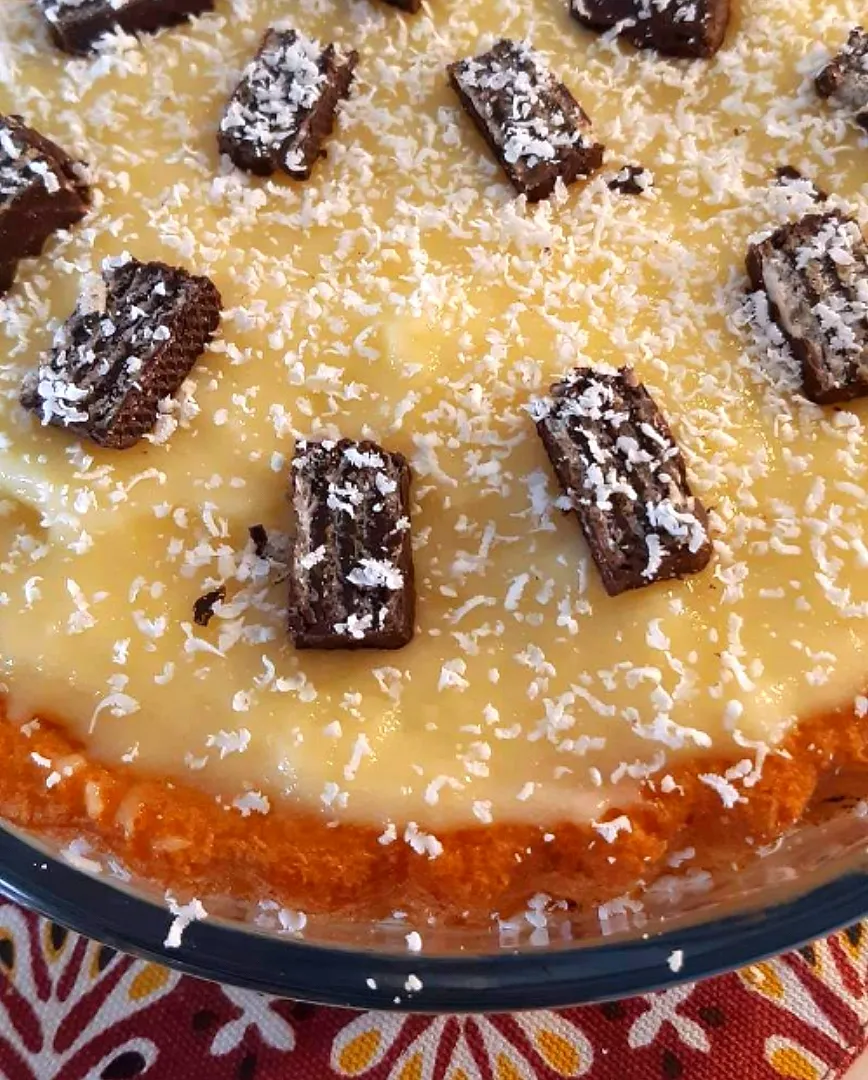 Vanilla Neapolitan cake with grated coconut|Imre Zoltánさん