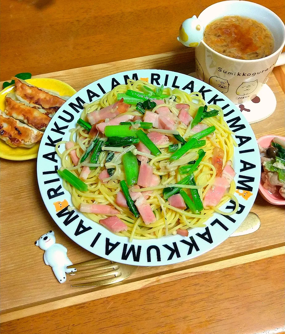 小松菜とベーコンのバター醤油パスタ🍝|とししいたけさん