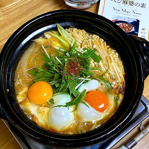 「インスタントヴィーガン　ベジ麻婆の素」を使ってみたSnapdishの料理・レシピ写真:ベジ麻婆豆腐の素で、麻婆豆腐鍋