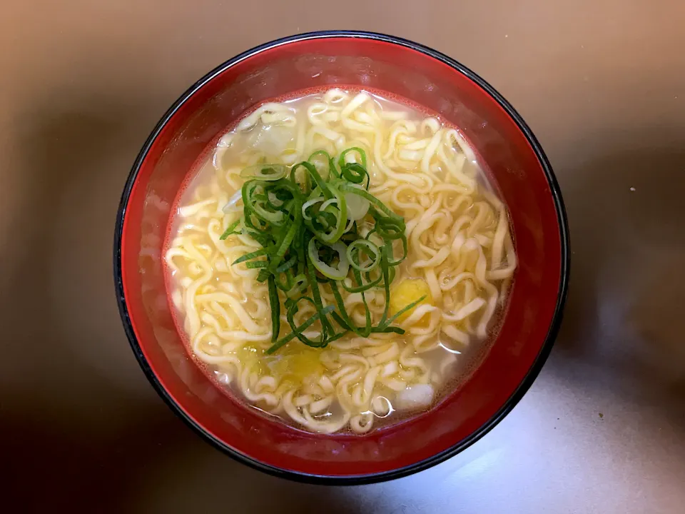 明星 至極の一杯 塩ラーメン(ハーフ)|ばーさんさん