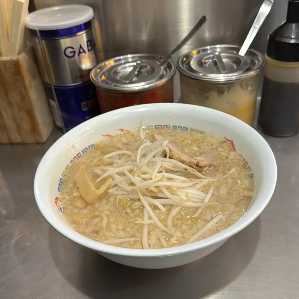 Snapdishの料理写真:寒いなんてもんじゃないが　＃朝ラー　してます　＃ラーメン　喰って〼　＃夜勤明け　で　＃ホープ軒|Hajime Sakaiさん