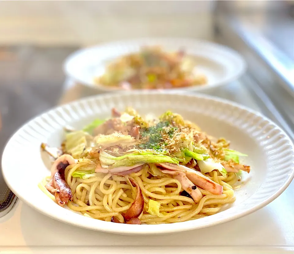 Snapdishの料理写真:醤油焼きそば|かっちゃん杉さん