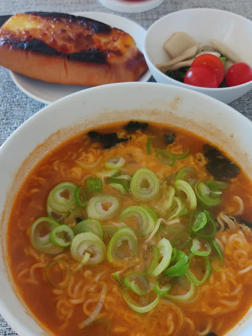 宮崎辛麺激辛しょうゆ味の辛さ|Rピージャーさん