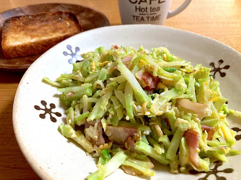 ＊それでも朝はやってきて、大急ぎで朝食を作るのです＊|＊抹茶＊さん