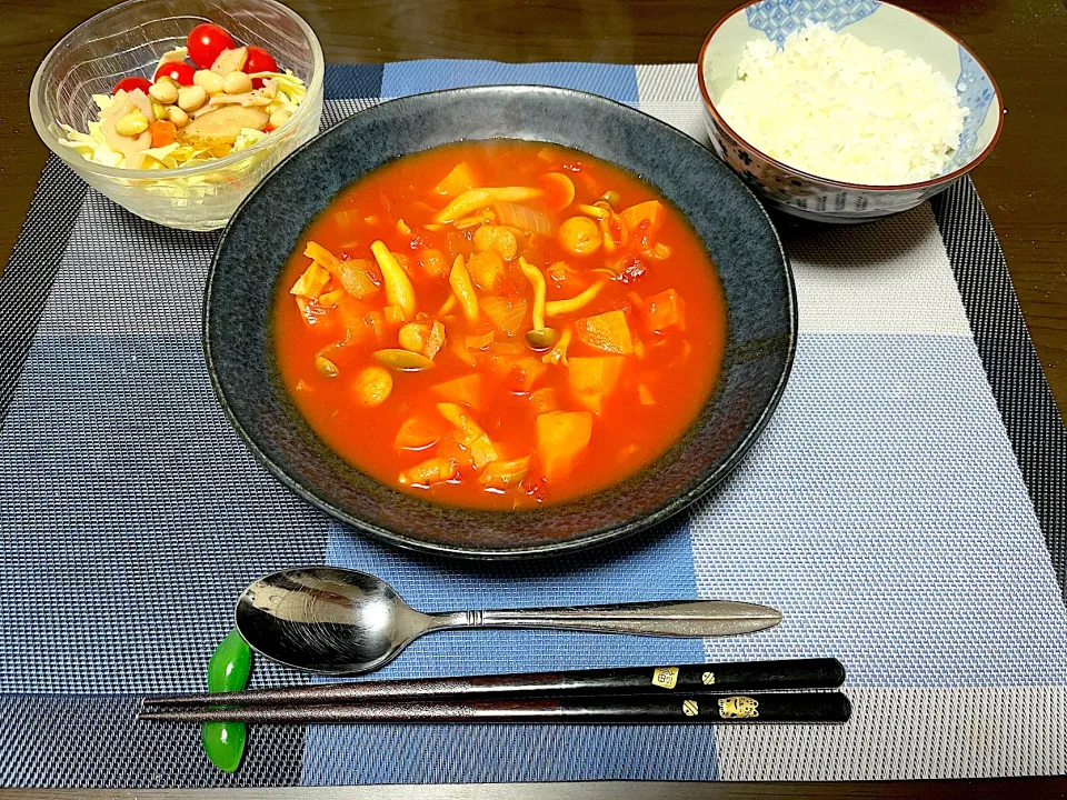 Snapdishの料理写真:カレー粉でアレンジ 脂肪燃焼スープ|Ari’s Channelさん