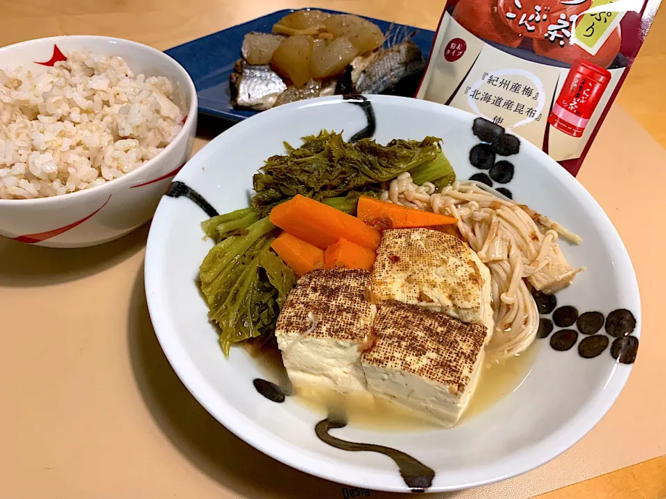 梅こんぶ茶でわさび菜の湯豆腐|かなっぺさん