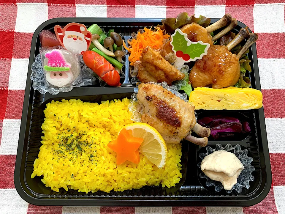 Snapdishの料理写真:クリスマス弁当🎄🎅|kiusoudaiさん