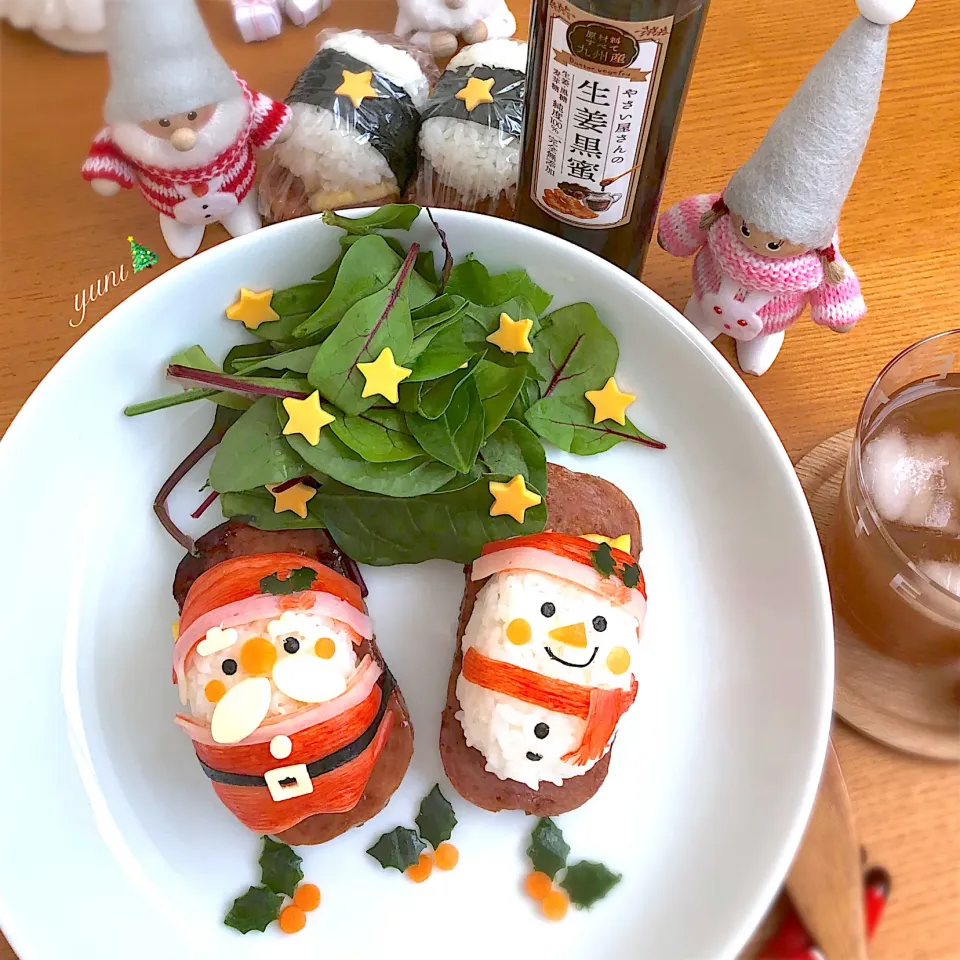 Snapdishの料理写真:スパムおにぎり🎄サンタさん🎅|🌸yuni🌸さん