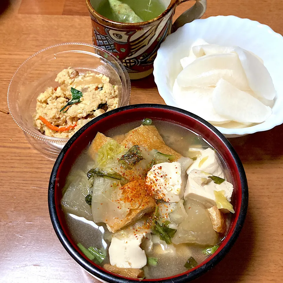 Snapdishの料理写真:煮込みうどん|みんみんさん