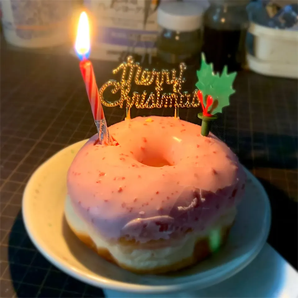 Snapdishの料理写真:節約クリスマスケーキ？🎂🎄🧑‍🎄|にょんにいさん