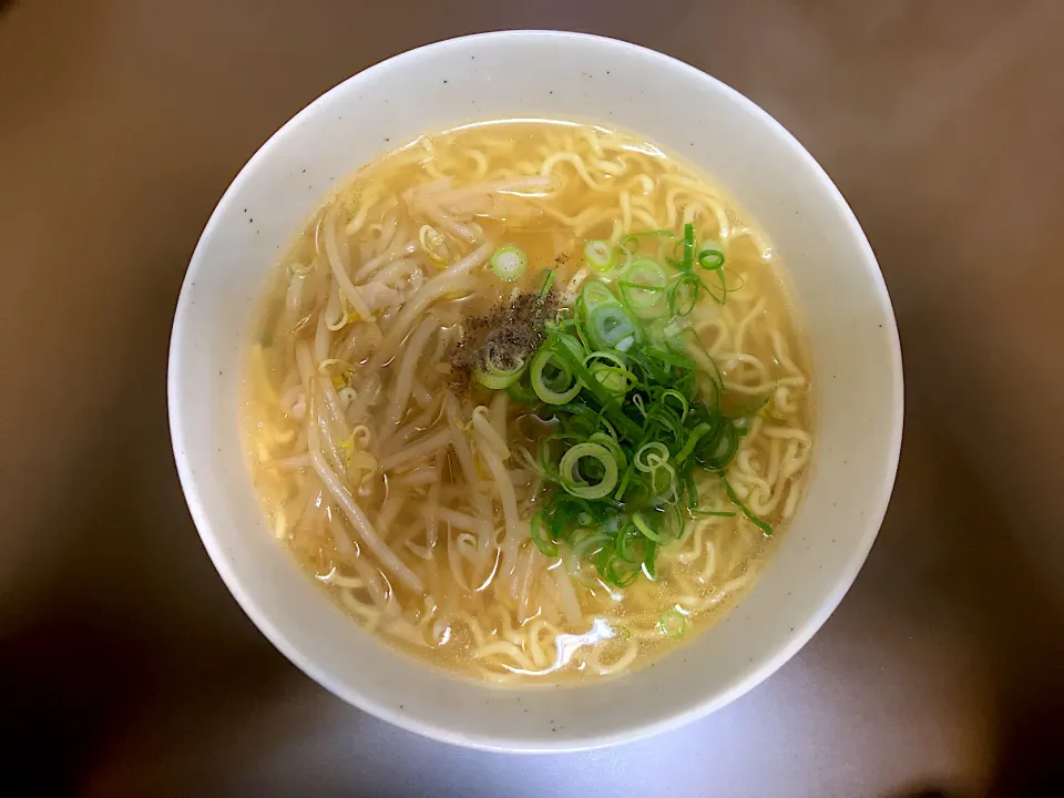 マルちゃん正麺 旨塩味(もやし入)|ばーさんさん