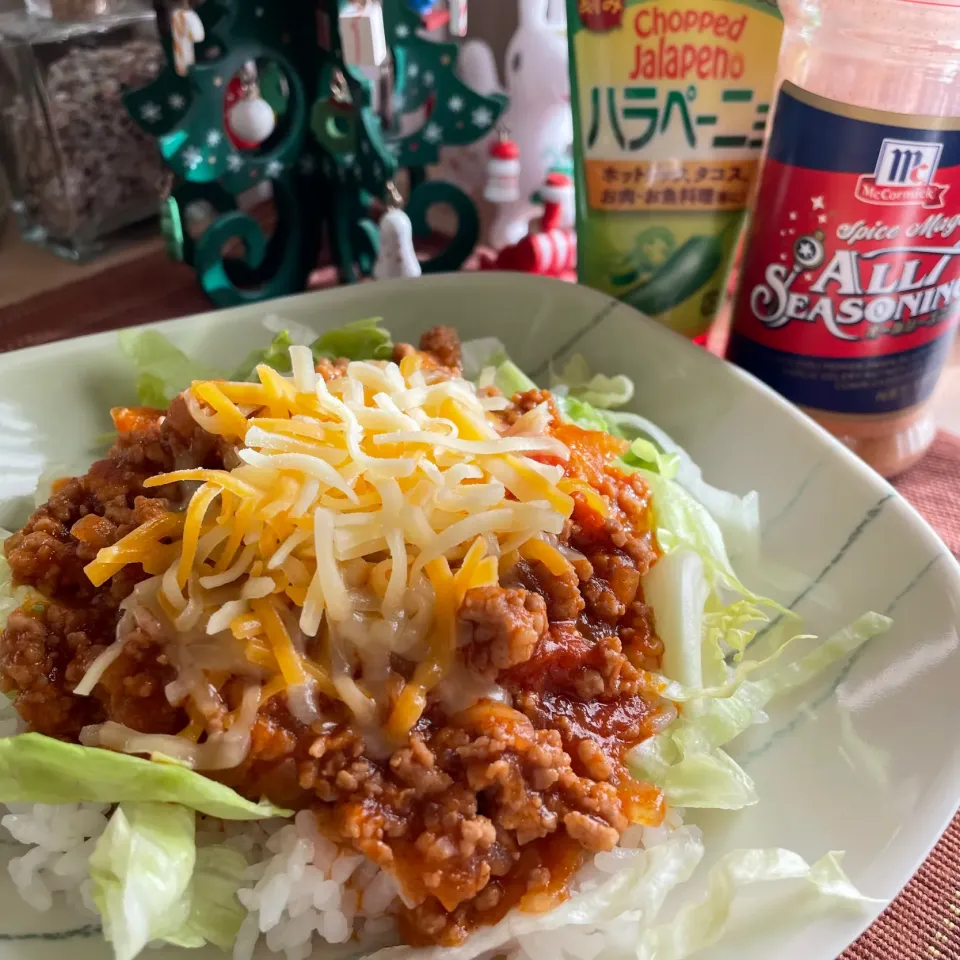 Snapdishの料理写真:クリスマスランチにタコライス🎄|だまさん