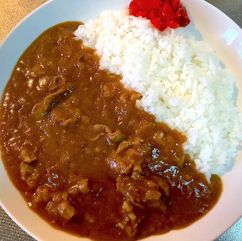 Snapdishの料理写真:牛煮込みカレー|satoruさん