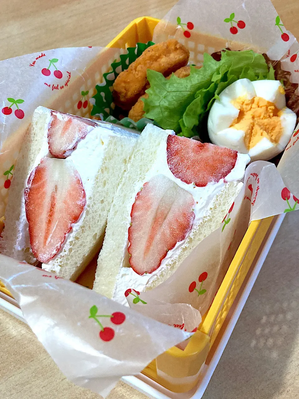 いちごサンド弁当🍓|matumotommさん