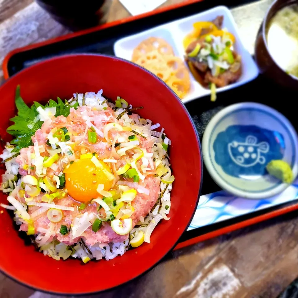 ねぎとろの塩だれ ユッケ丼定食

三崎口から 🚗　本日、富士山🗻綺麗|みるくここあさん