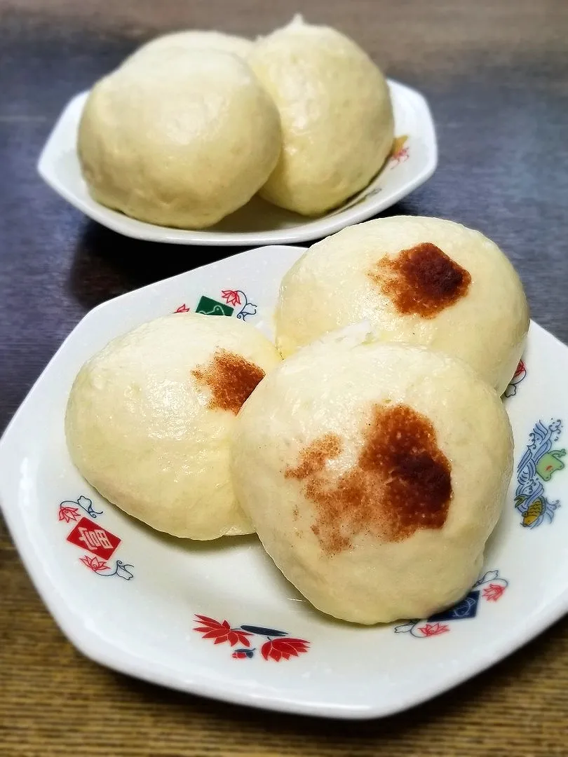 Snapdishの料理写真:パパ作👨シュウマイまんとあんまん|ぱんだのままんさん