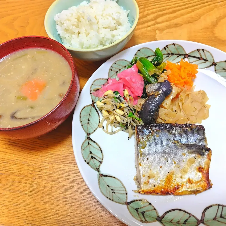 火曜日の朝ごはん✨|ぽんしきさん