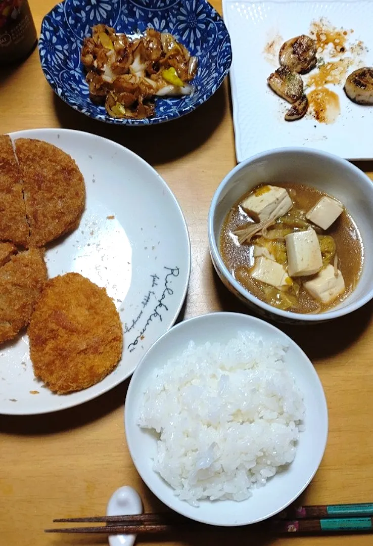 Snapdishの料理写真:食べかけ晩ごはん|しまだ ちえこさん