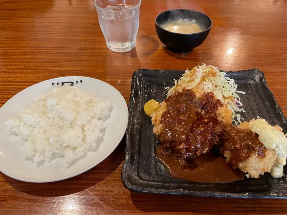 Snapdishの料理写真:カニクリームコロッケ定食|5take0さん