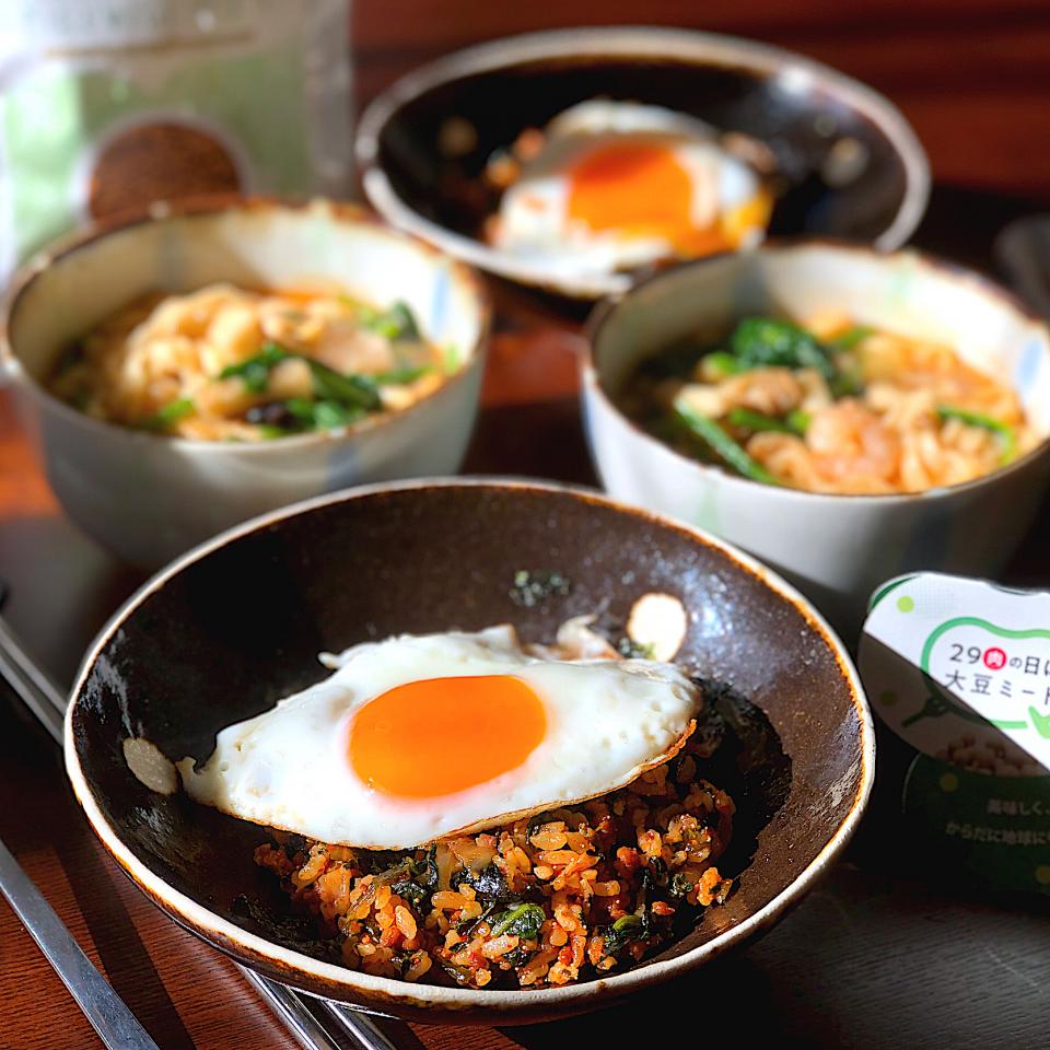 味付けはニラキムチだけ！ニクベジそぼろdeキムチ炒飯