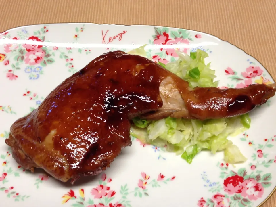 Snapdishの料理写真:ネコびより。さんの骨付き鶏モモ肉の照り焼き。 #楽天レシピ|楽天レシピさん