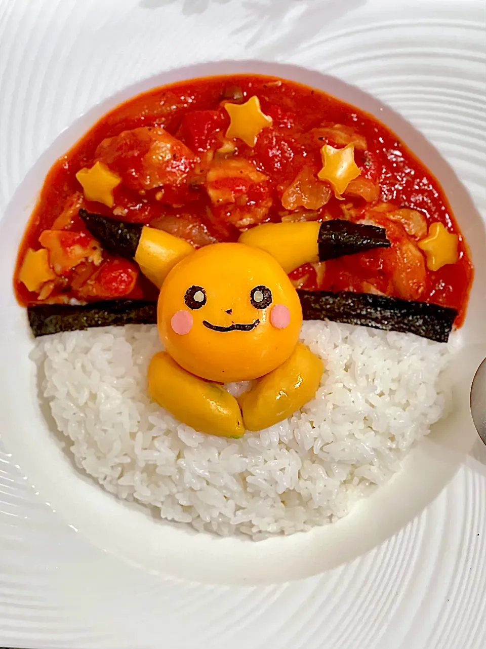 チキンのトマト煮でポケモンプレート😊|AXさん