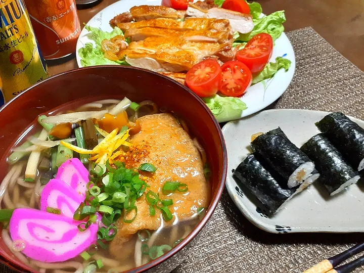 鶏肉のグリル🐔
かっぱ巻き
かんぴょう巻き
山菜蕎麦|びせんさん