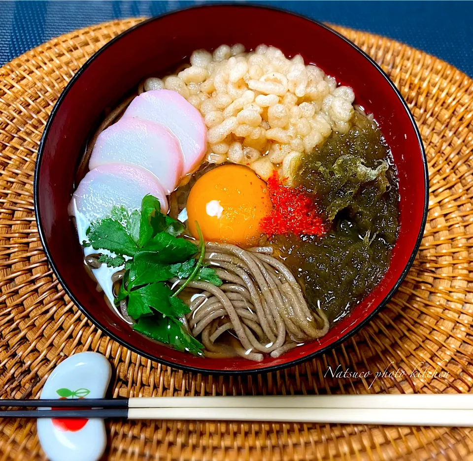 Snapdishの料理写真:月見年越し蕎麦🌕😋💕♪|ナツ1224さん