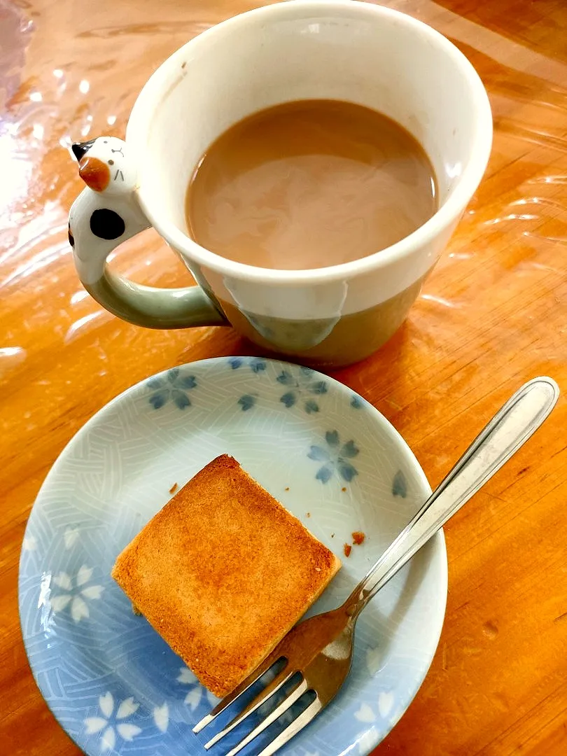 重慶飯店のパイナップルケーキ|うさくまさん