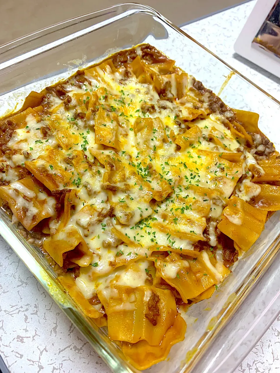 Snapdishの料理写真:Home made lasagna|Tha Lynさん