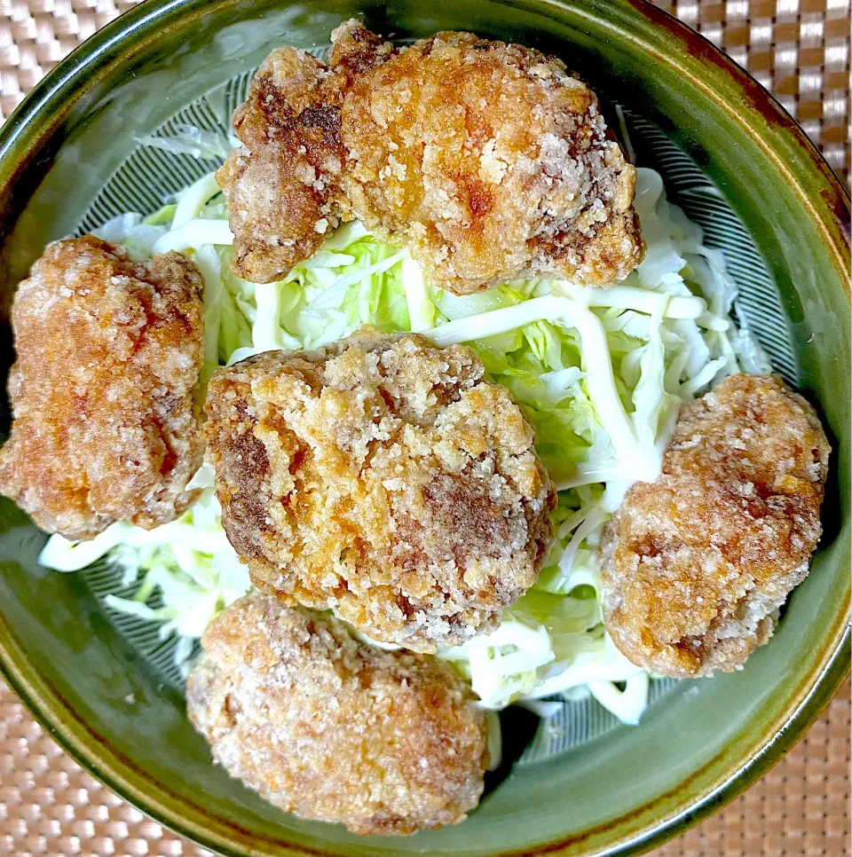 鶏の竜田揚げ丼|すくらんぶるえっぐさん