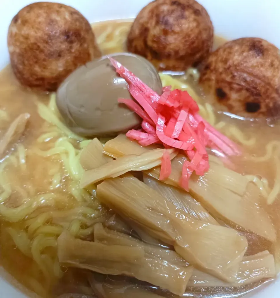 Snapdishの料理写真:たこ焼き味噌ラーメン|akimitsuさん