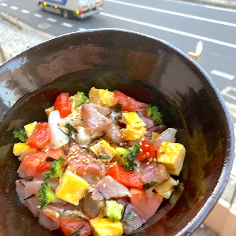 Snapdishの料理写真:海鮮丼風ランチ|Kさん