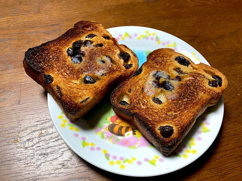 ぶどうパン|はっちぃさん