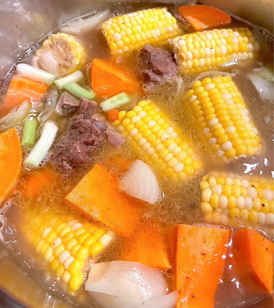 Beef soup with sweet potatoes & corn|🌺IAnneさん