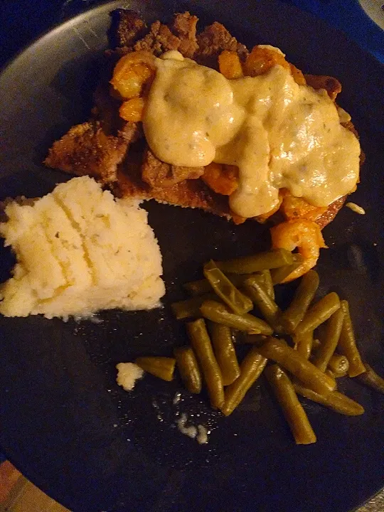 Mashed Pototoes Steak W Shrimp and Sauce And Green Beans|keyannaさん