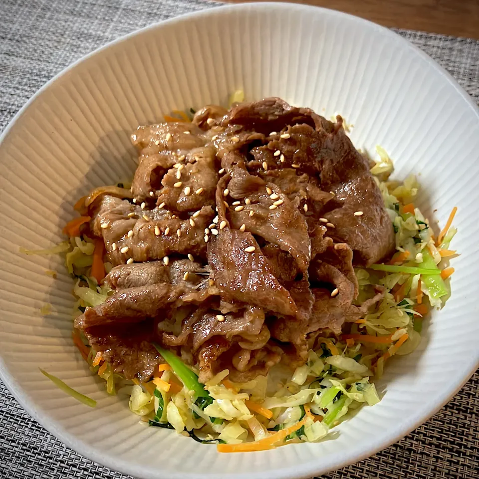 焼き肉丼|まきさん