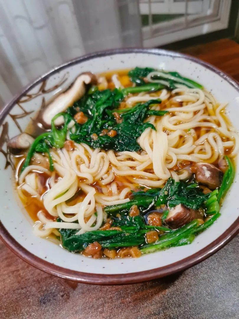 Snapdishの料理写真:こってり尾道ラーメン👌グ〜です😺ゃあ🥰|ペンギンさん