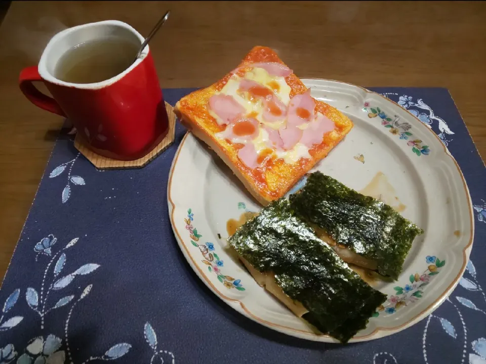 ハムチーズトーストと磯辺餅(朝ご飯)|enarinさん