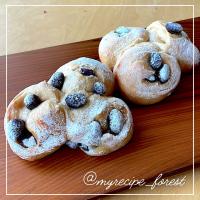 お節リメイク⭐︎黒豆白パン