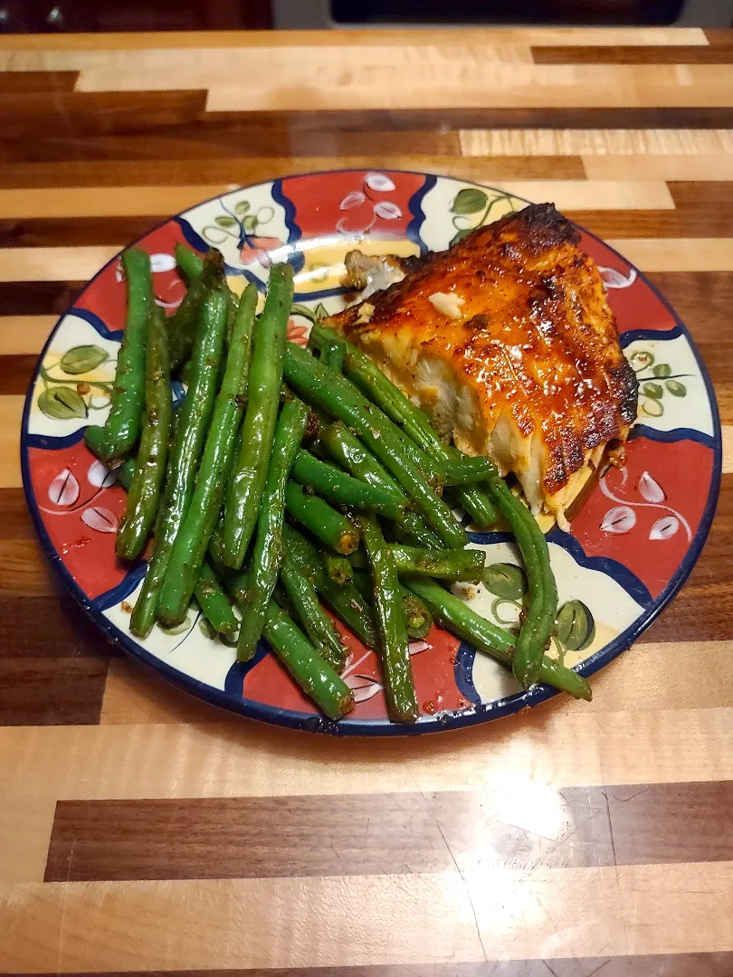 Honey Glazed Salmon, Sauteed Green Beans|Cooking with Angie K-town Wayさん