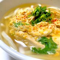 鶏スープをつかった親子うどん