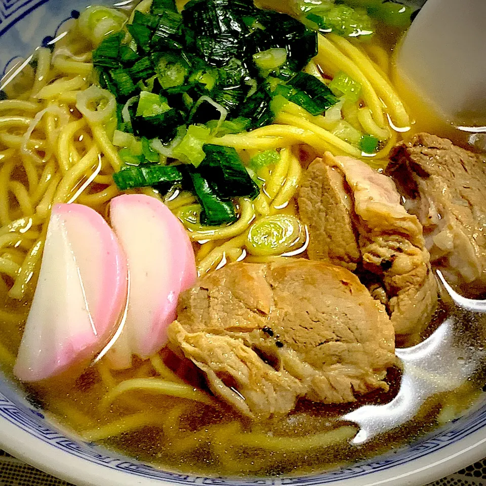 Snapdishの料理写真:塩おでんからの豚スペアリブで〆ラーメン|Yuko Kobayashiさん