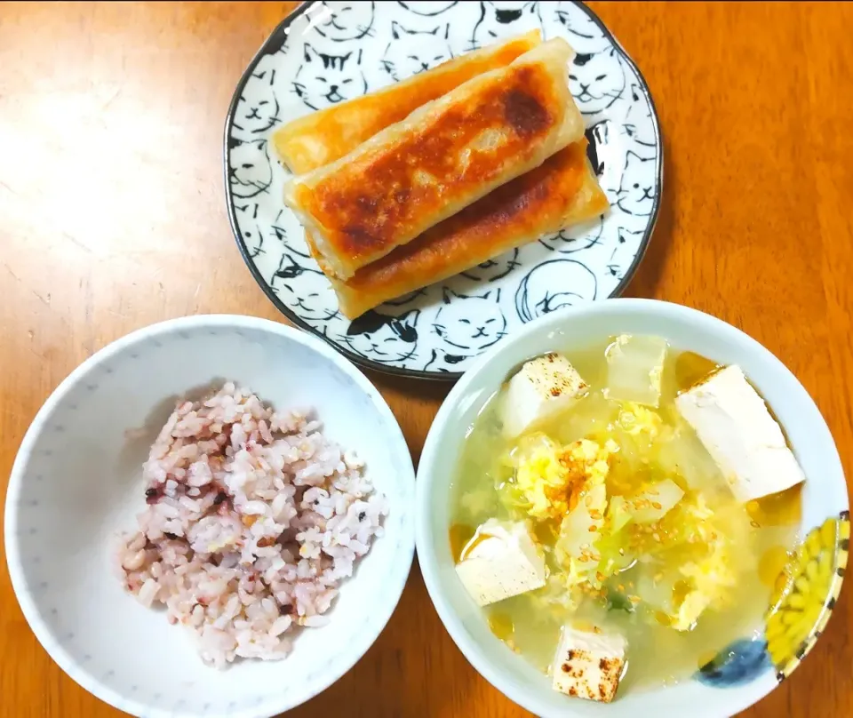 2023 0103　春巻き　白菜と焼き豆腐の卵スープ|いもこ。さん