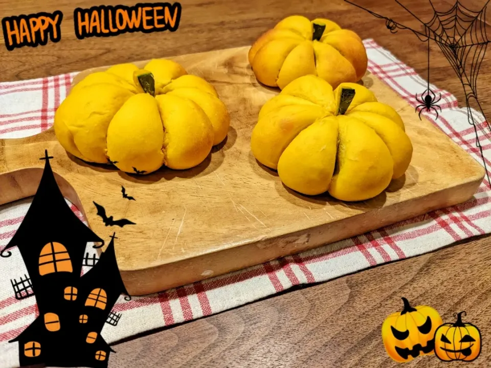 Snapdishの料理写真:かぼちゃパン🎃|こーちゃさん