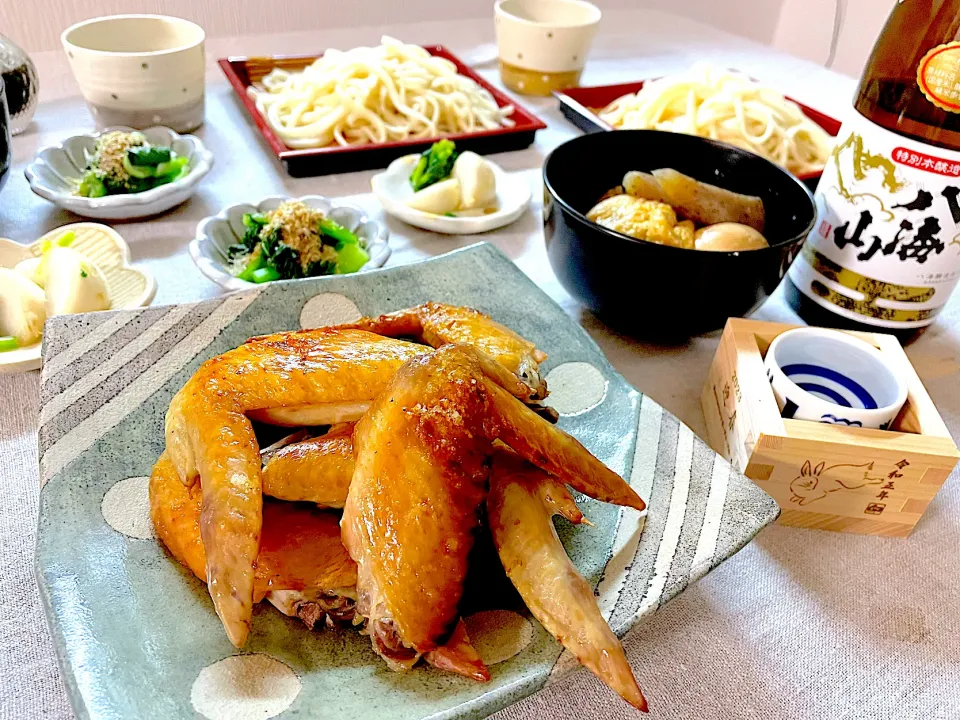 Snapdishの料理写真:手羽先焼とおでん🍢🍶|ゆかりさん