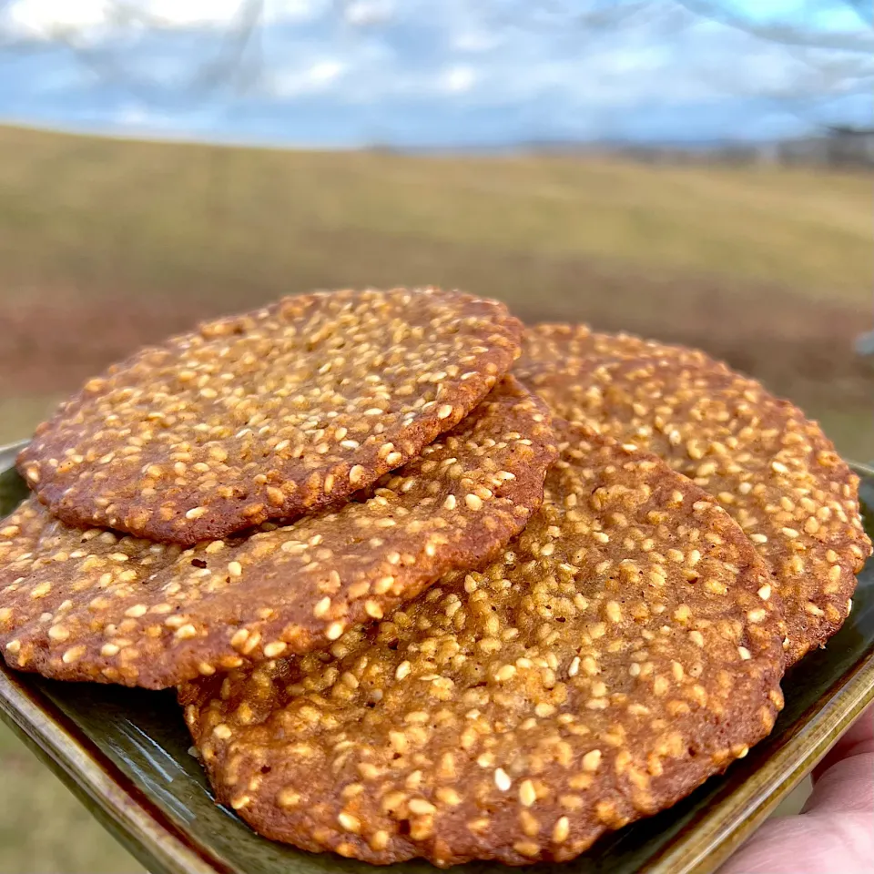 Benne wafers (sesame cookies)|Dean M Rogersさん