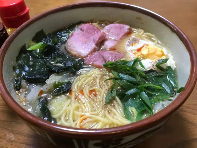 これ絶対うまいやつ🍜、香味ネギ塩味❗️(๑╹ω╹๑ )✨|サソリさん