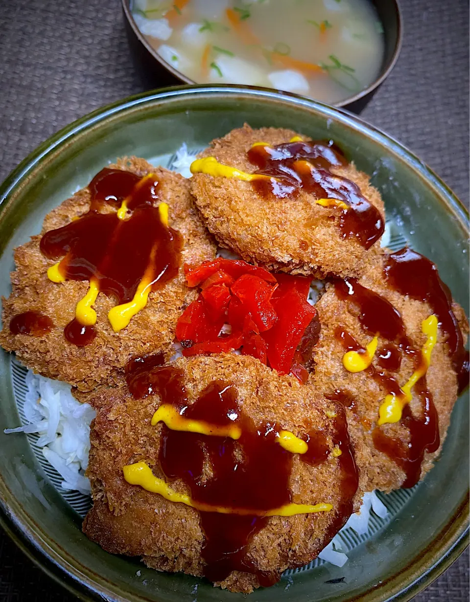 ソースカツ丼|すくらんぶるえっぐさん