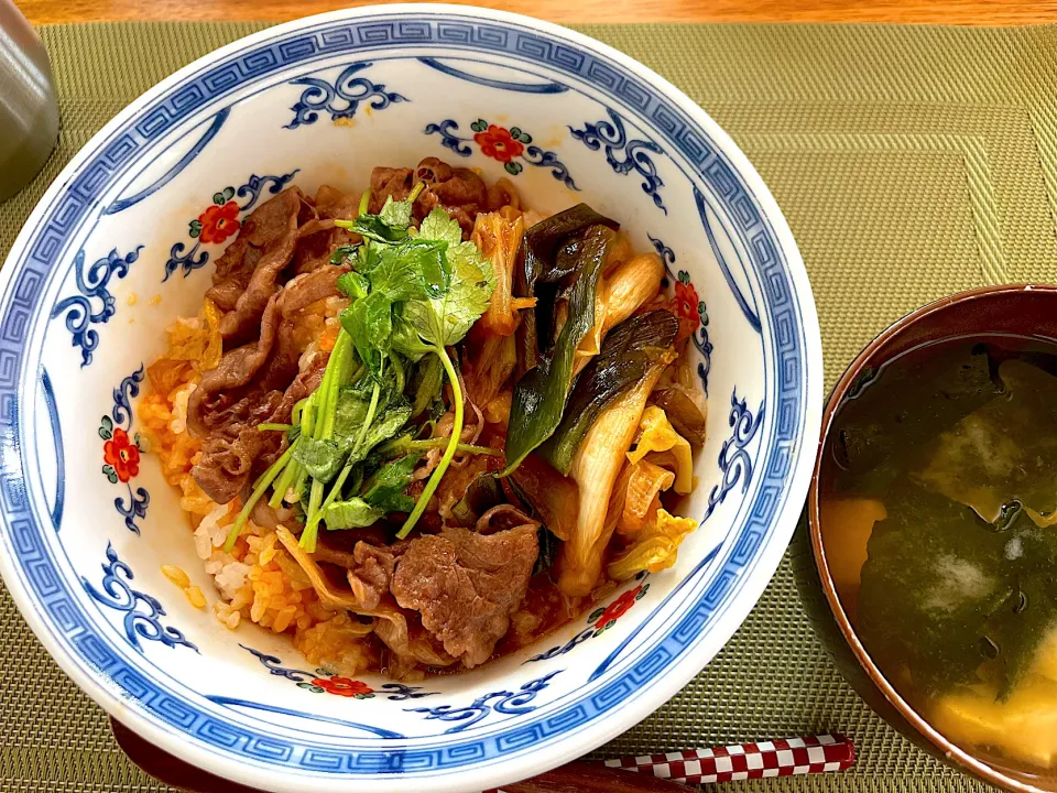 お昼ご飯　すき焼き丼|megさん